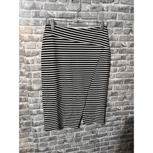 White House Black Market Skirt